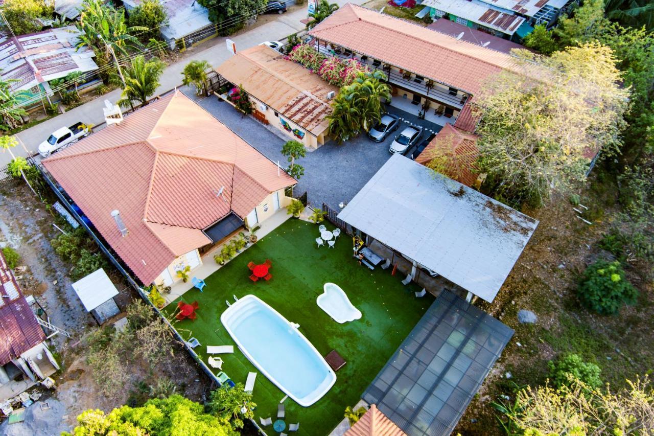 Roxy'S Bed & Breakfast ボカ・チカ エクステリア 写真